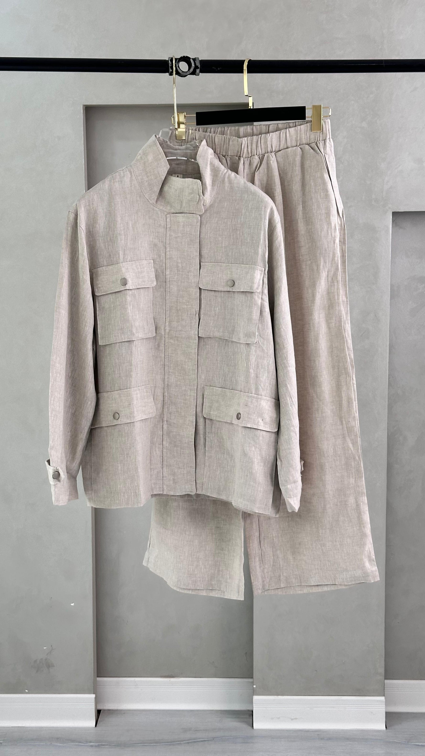 بدلة مخابي لنن