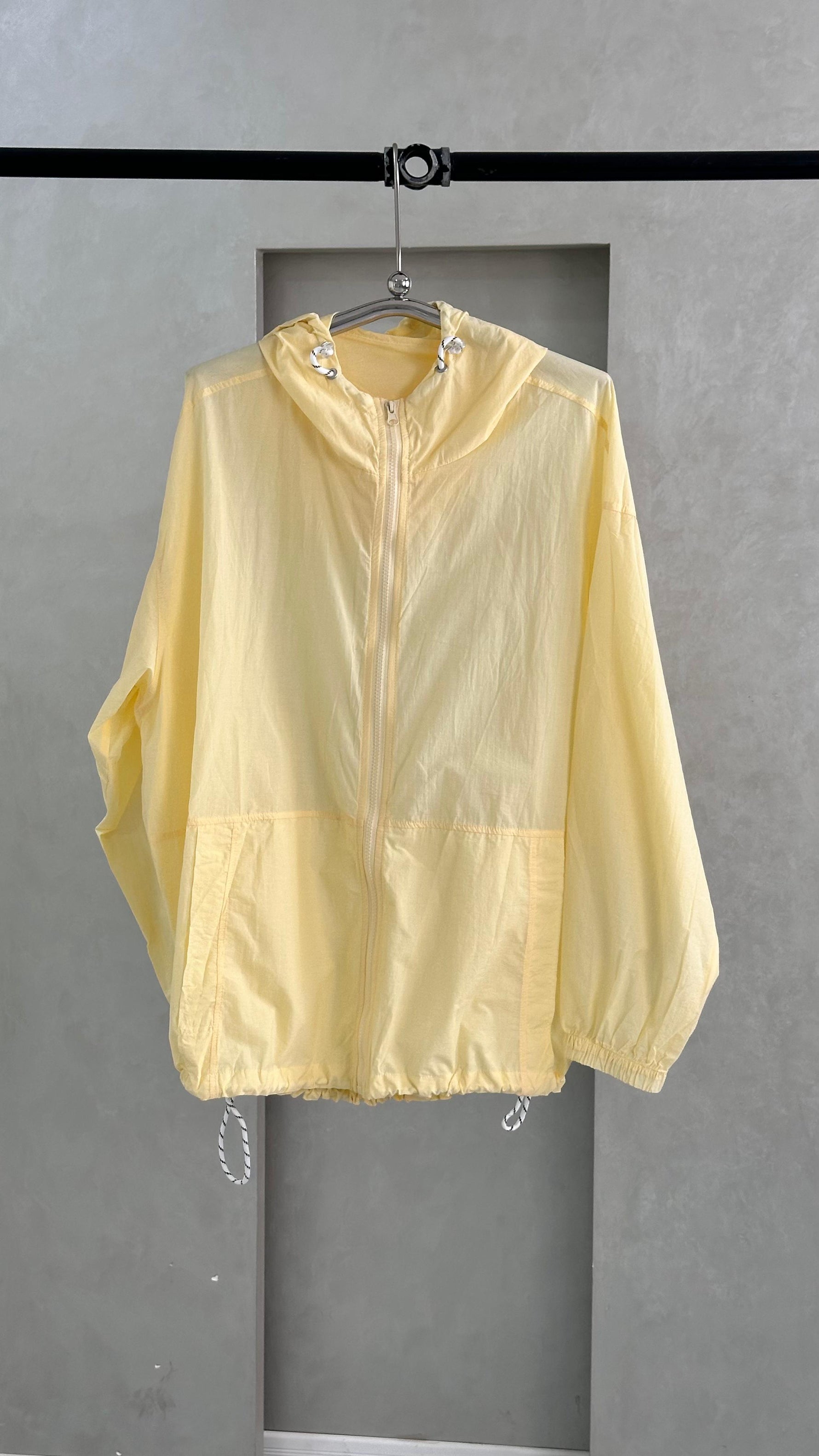 جاكيت نسائي