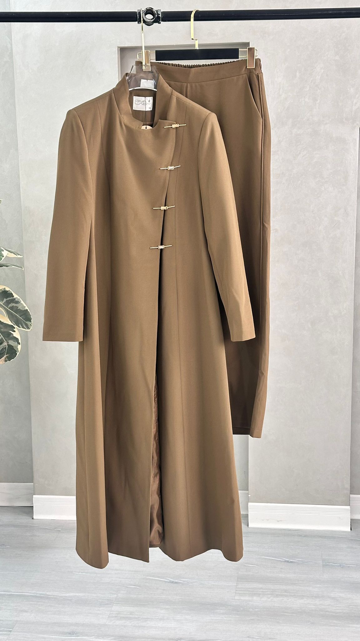 بدلة نسائي طويل