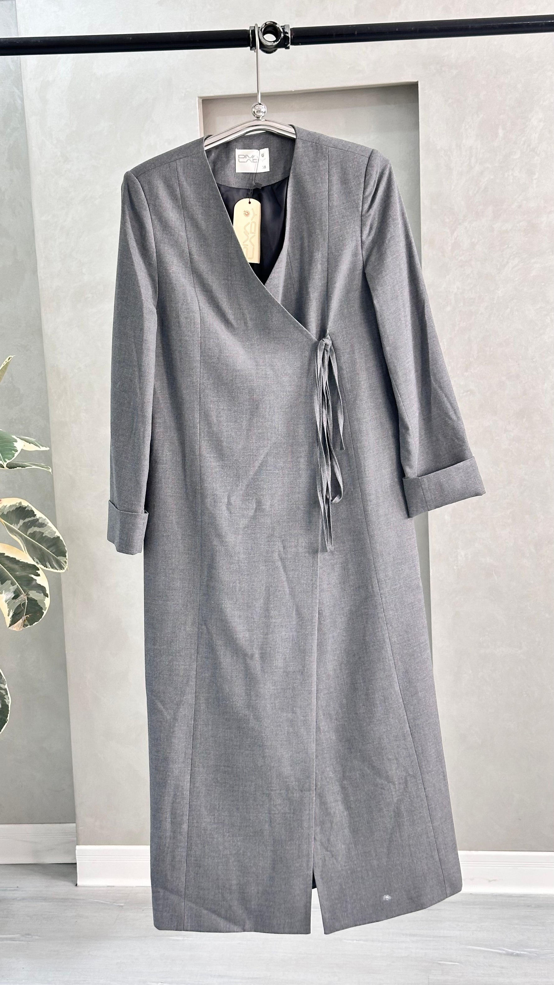 جاكيت نسائي لف طويل