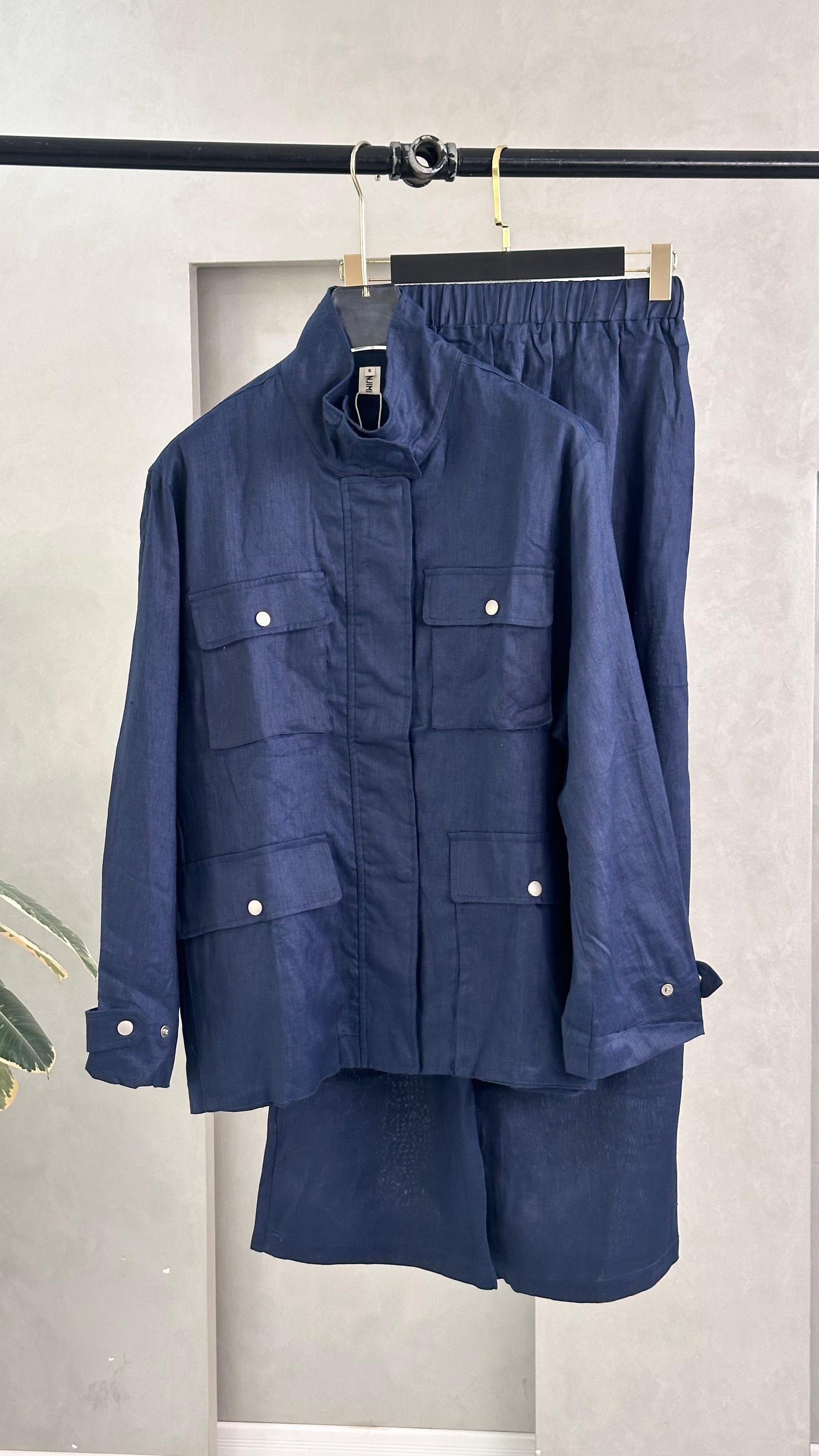 بدلة مخابي لنن