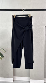 بنطلون نسائي