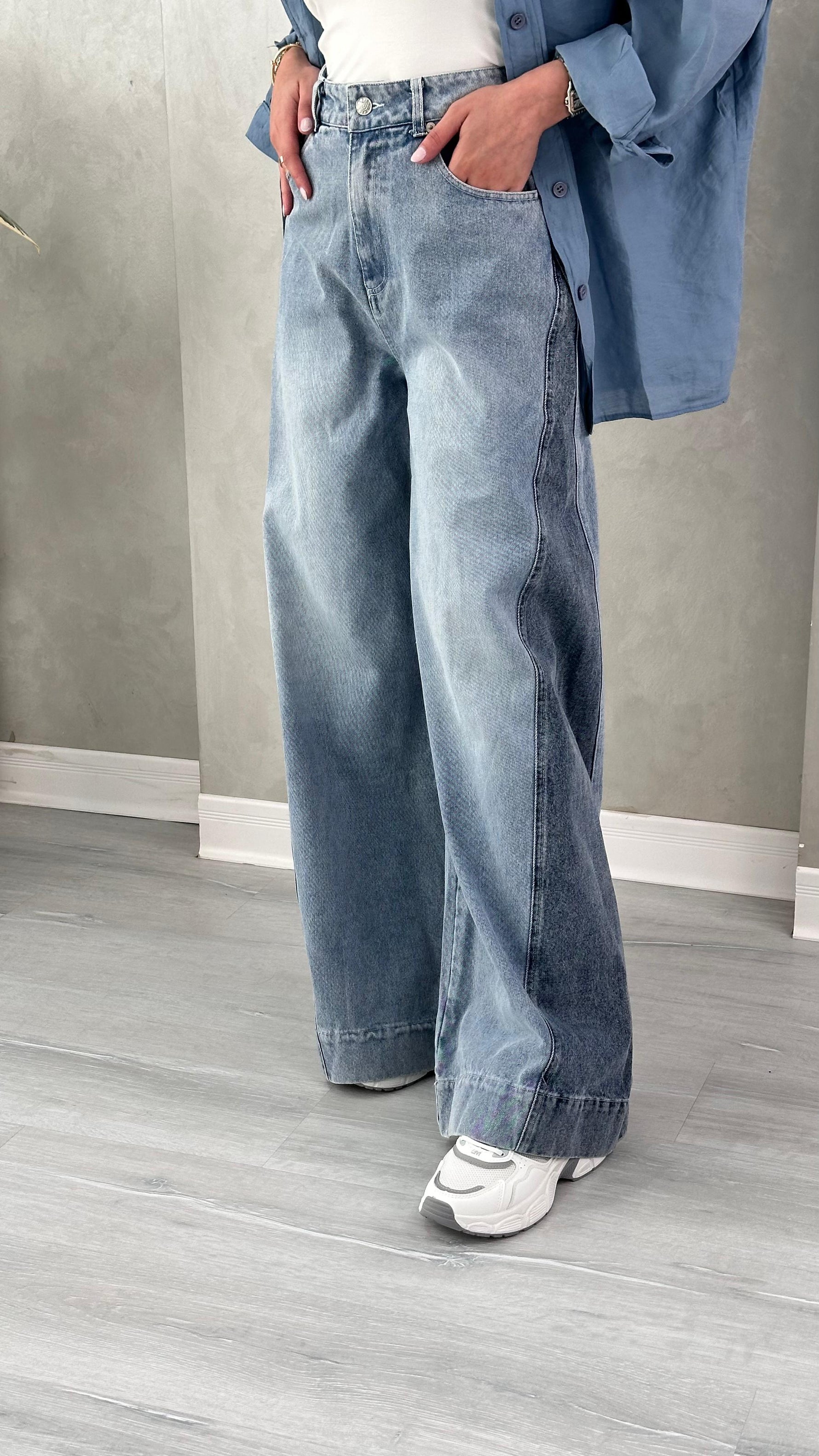 بنطلون جينز نسائي