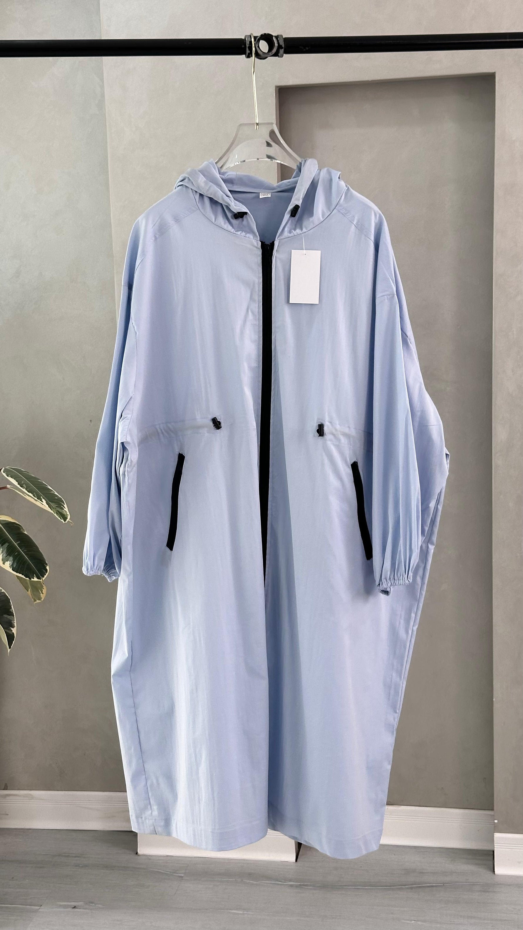 جاكيت نسائي طويل