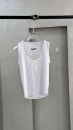 توب نسائي حفر