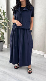 بدلة نسائي تنورة