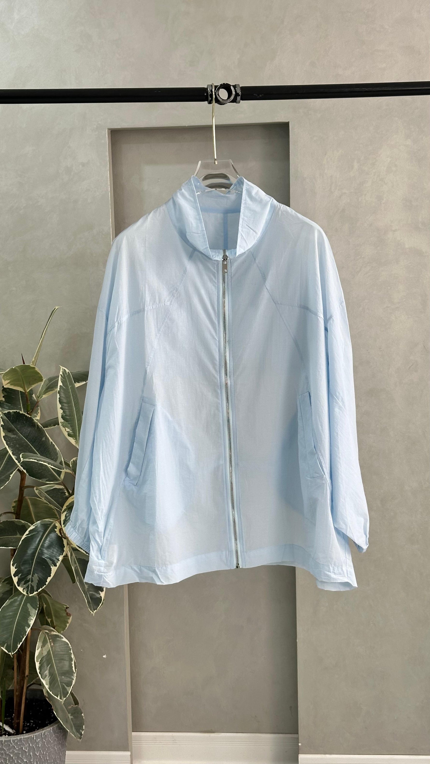 جاكيت نسائي