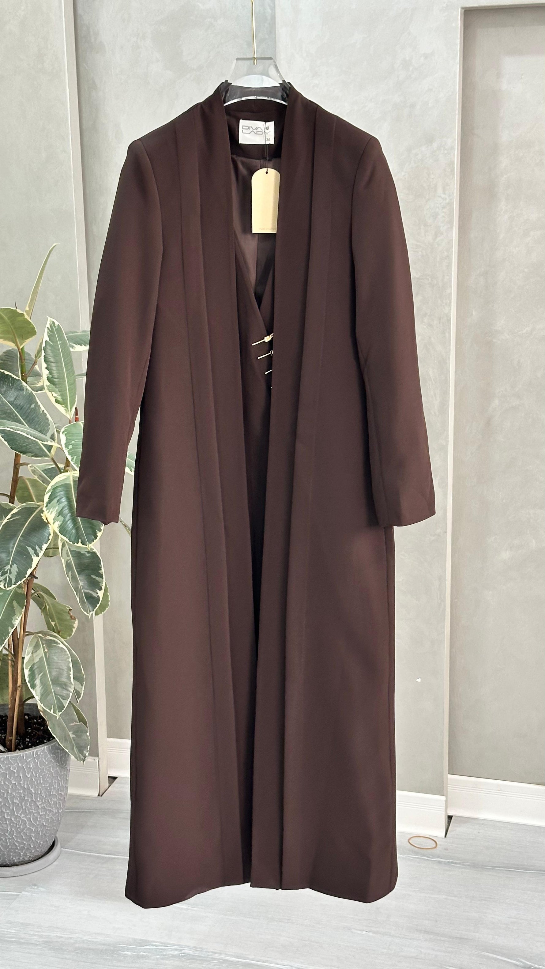 جاكيت نسائي طويل انيق