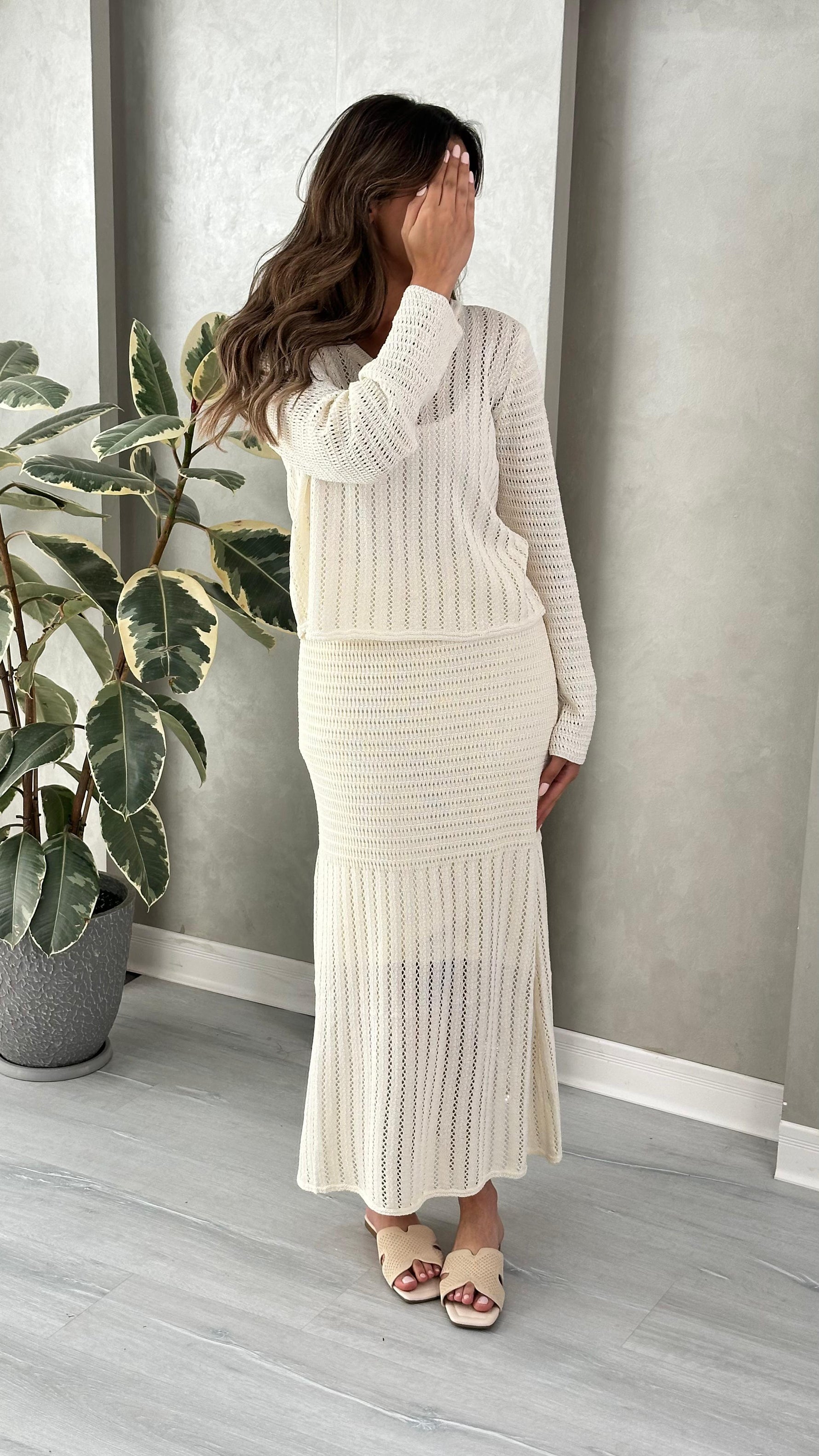 بدلة شبك نسائي