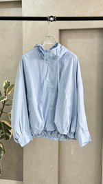 جاكيت نسائي كبوس