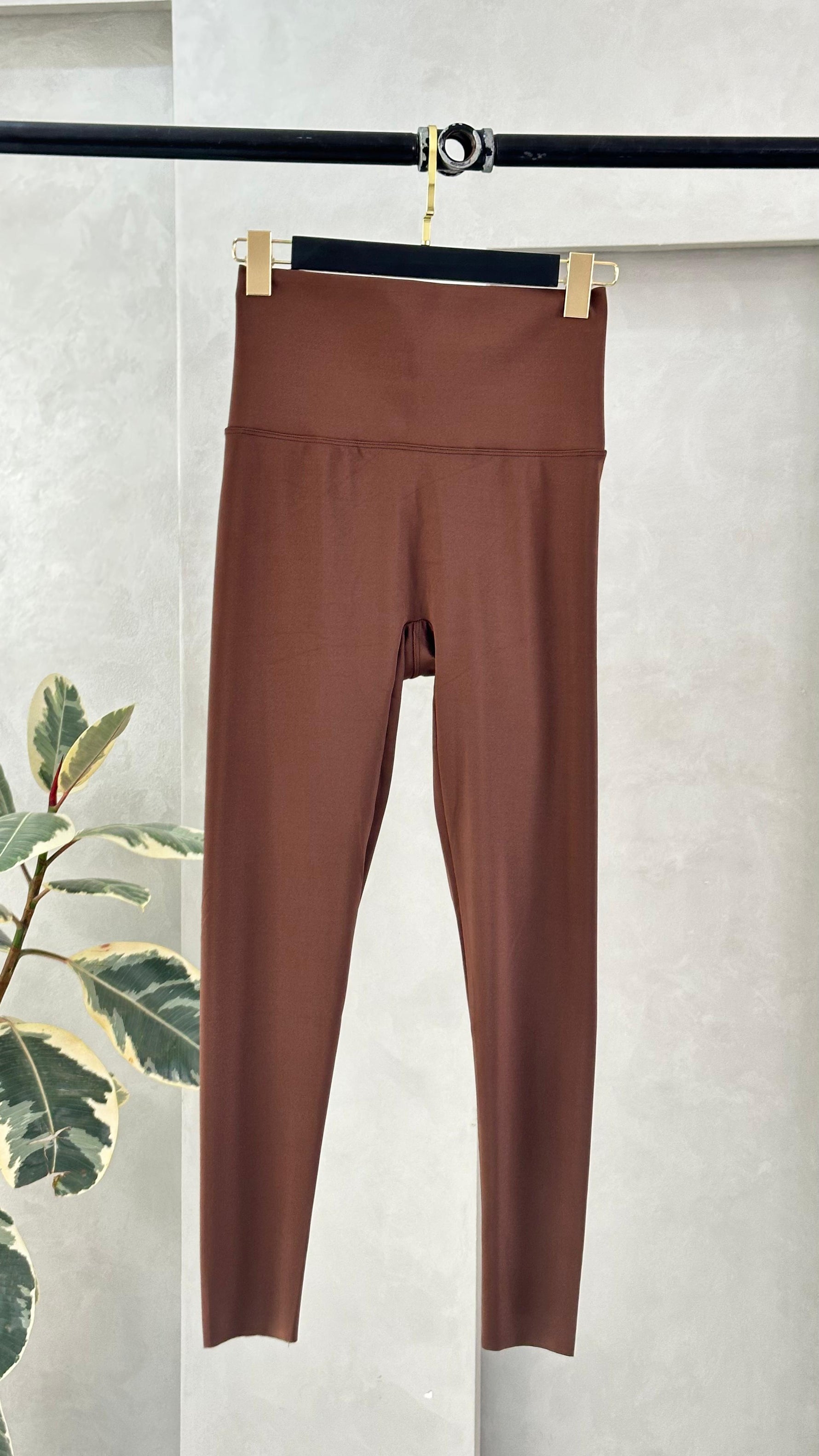 ليقنز نسائي OLA