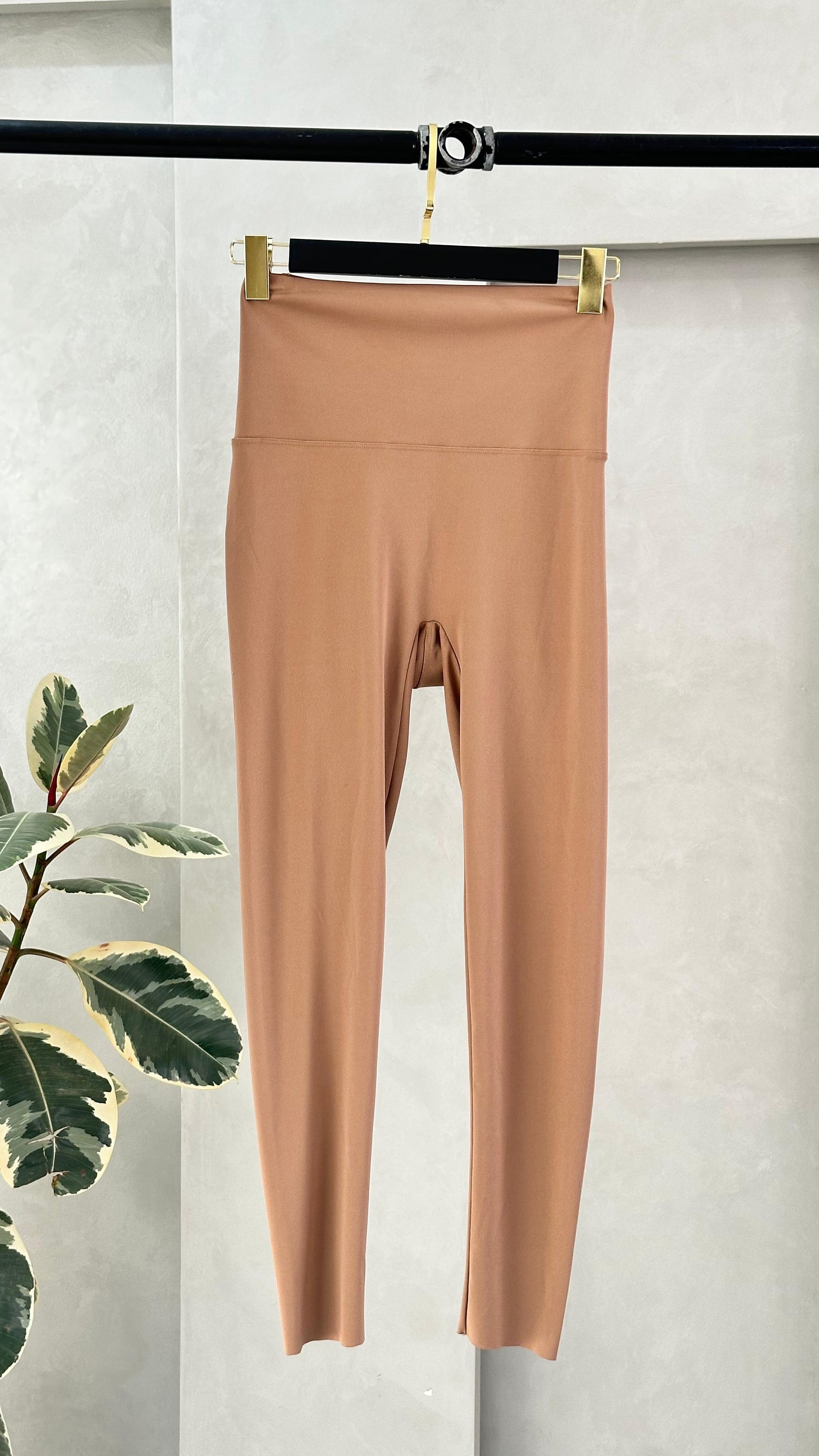 ليقنز نسائي OLA