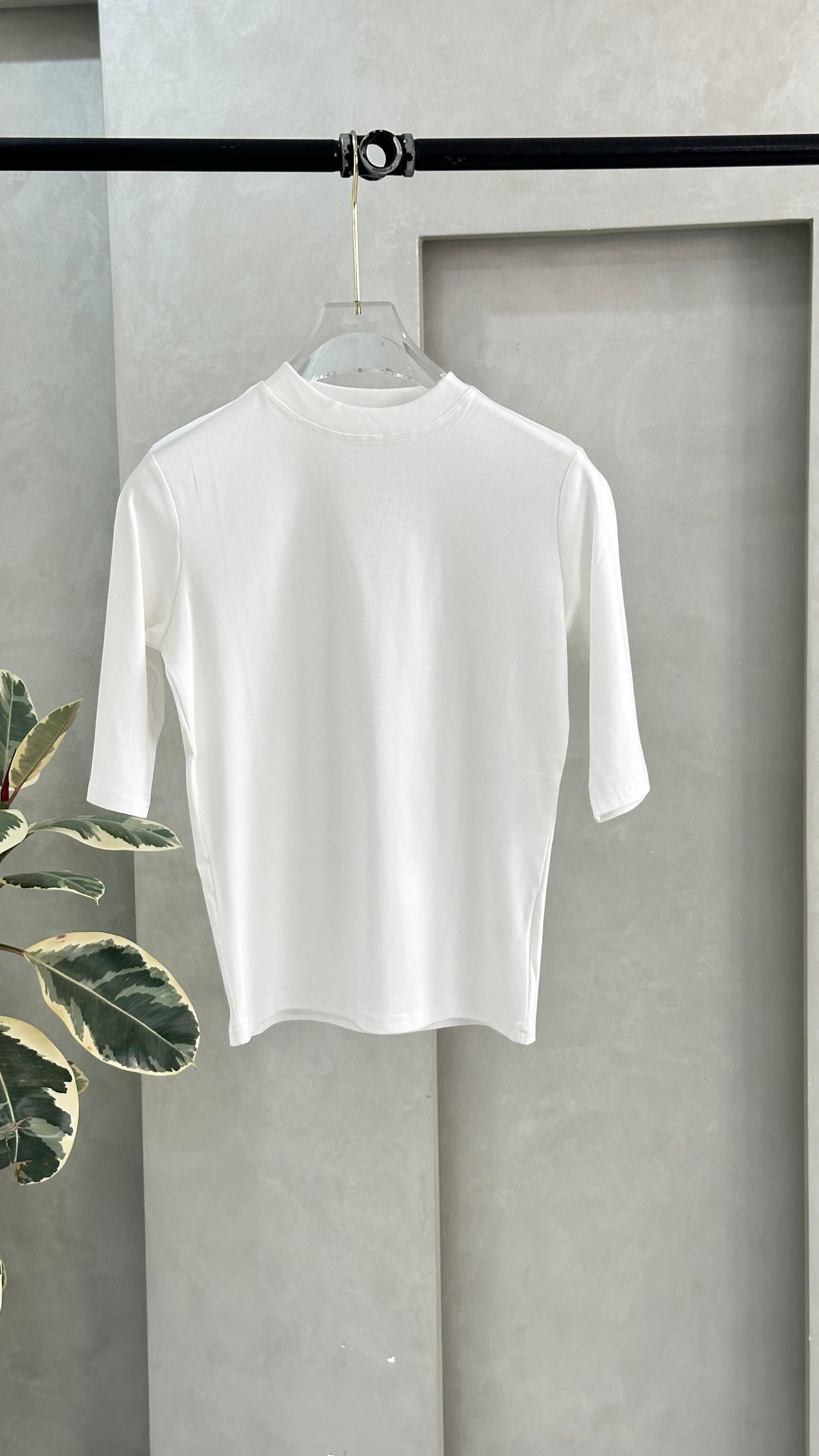 تيشيرت نسائي