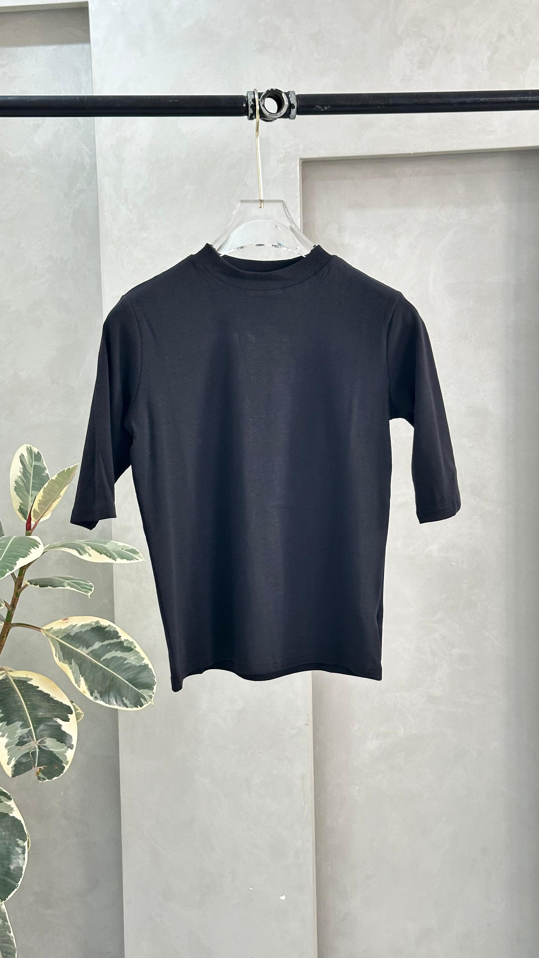 تيشيرت نسائي