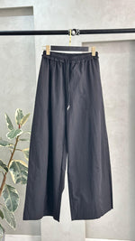 بنطلون نسائي