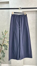 بنطلون نسائي