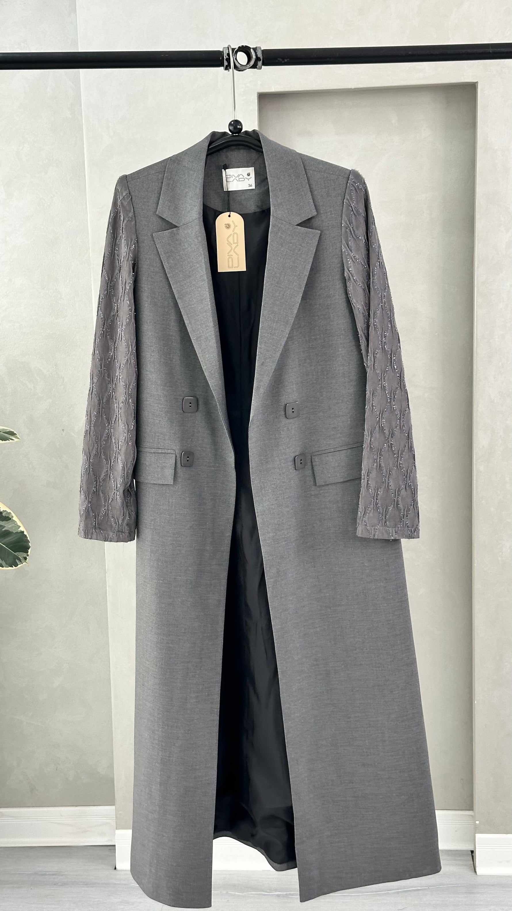 جاكيت نسائي طويل فخم