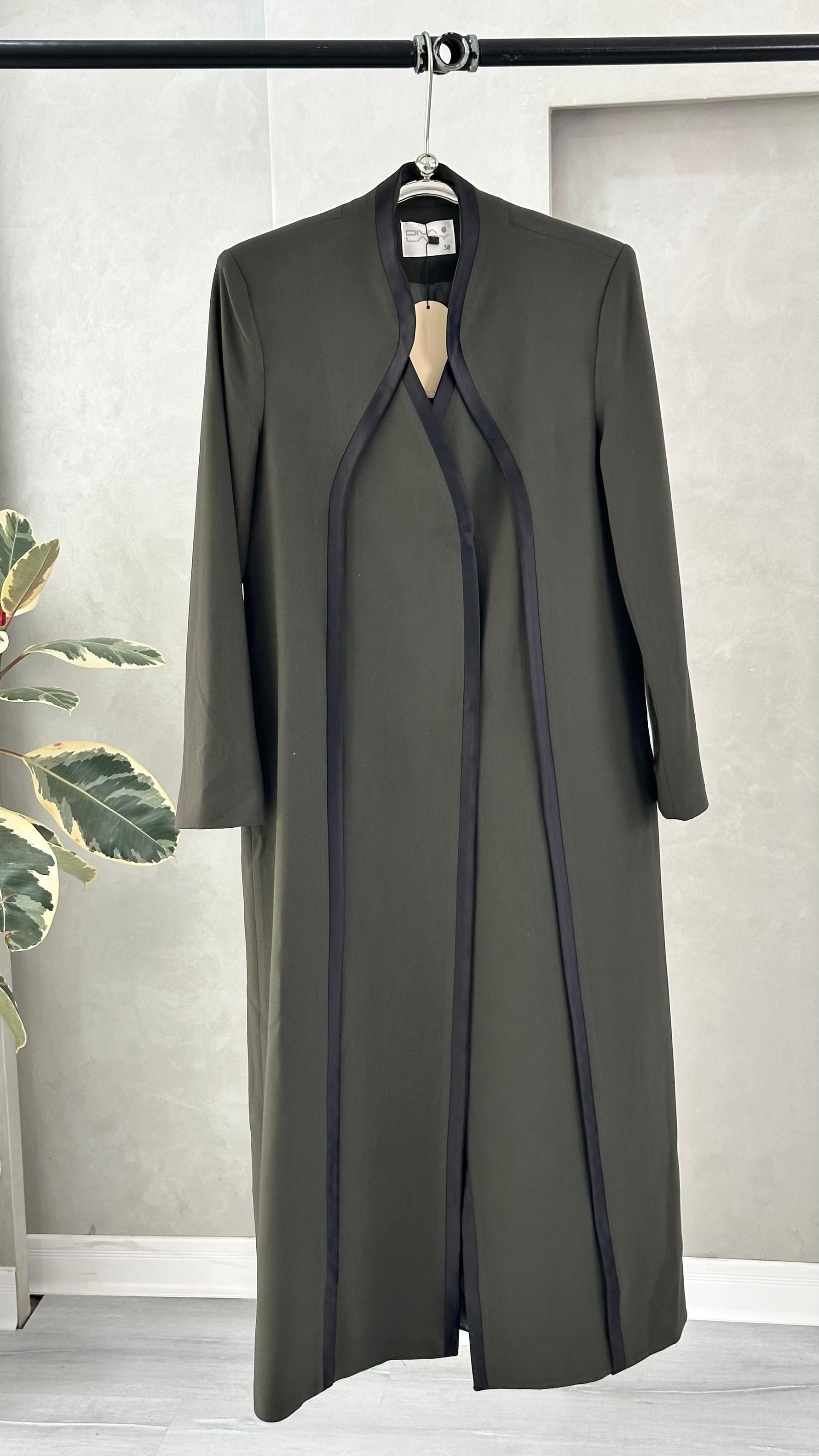 جاكيت نسائي