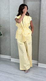 بدلة نسائي بدون اكمام