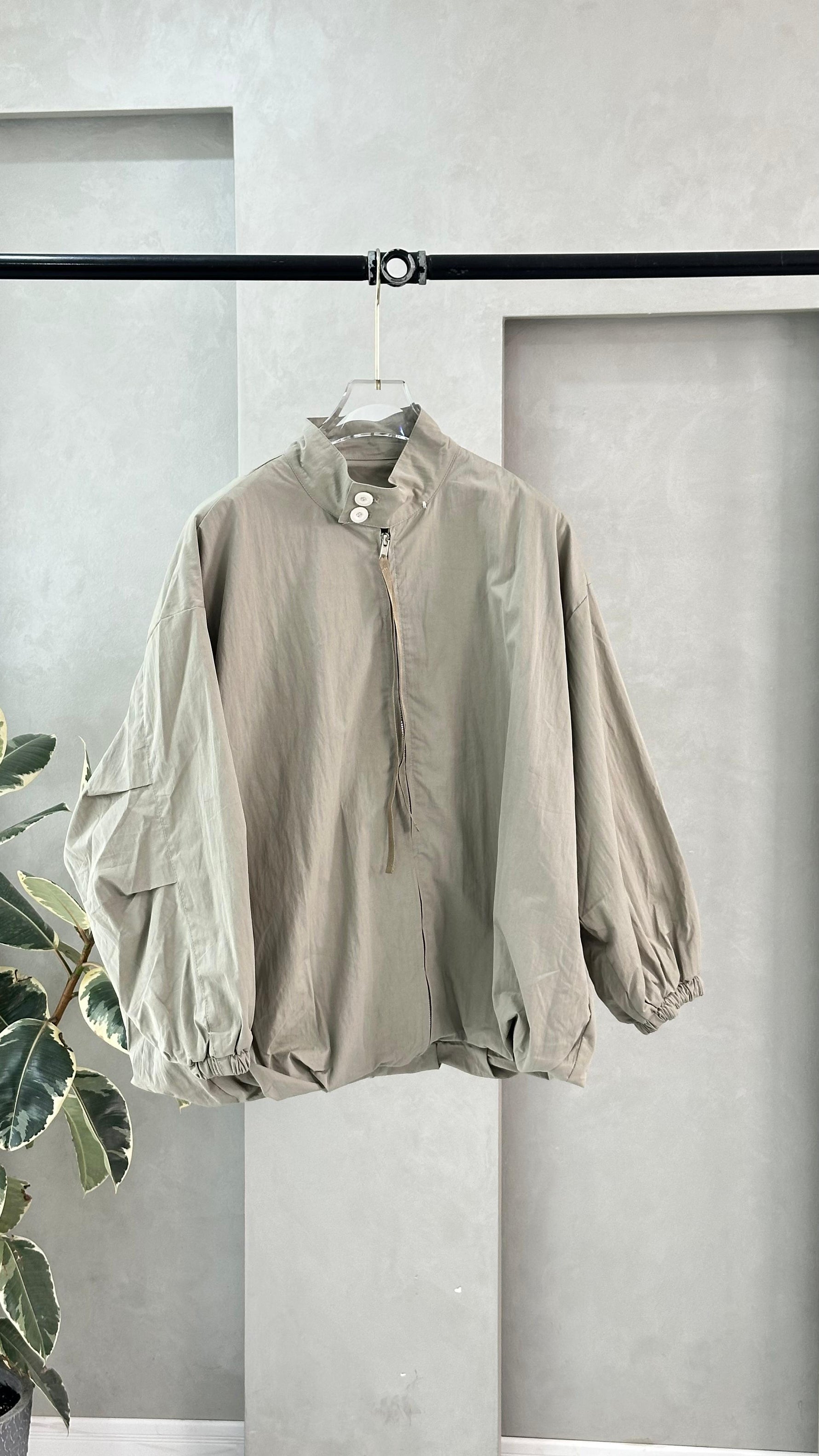 جاكيت نسائي سبور