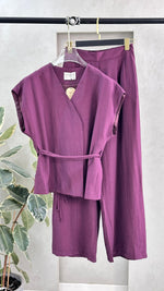 طقم نسائي انيق