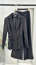 بدلة نسائي رسمي