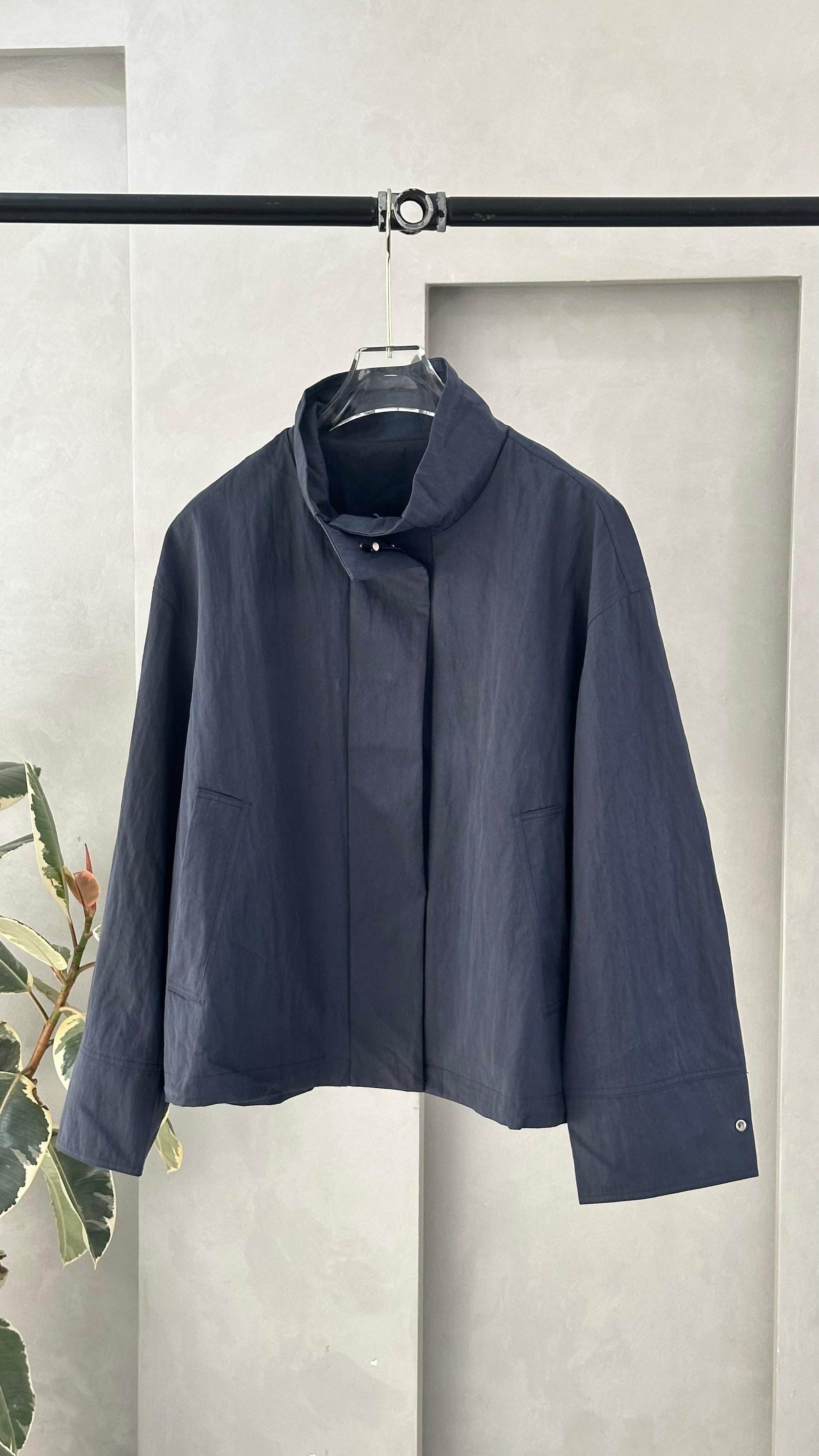 جاكيت نسائي