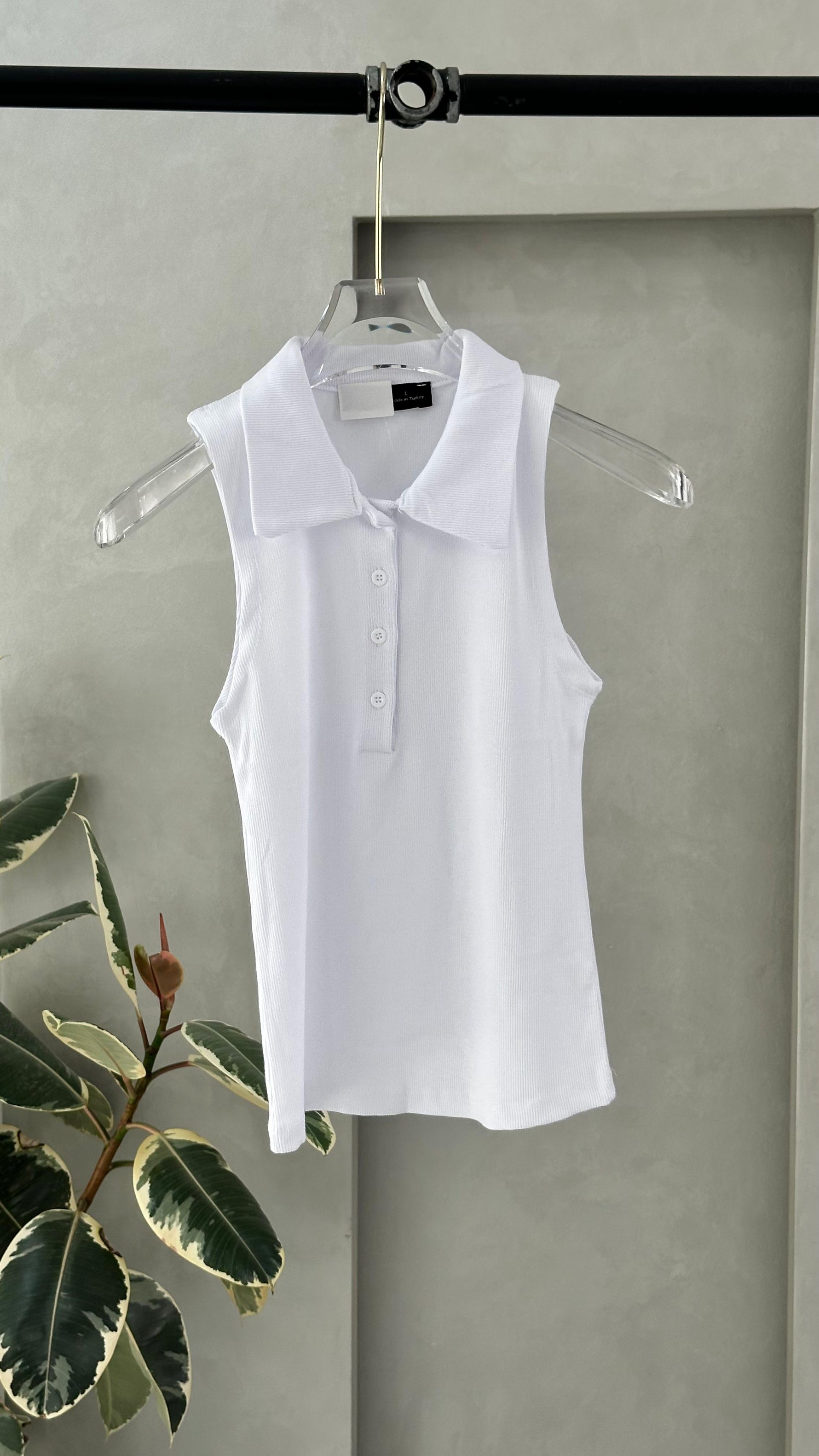 توب نسائي بازرار