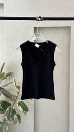 توب نسائي خفيف