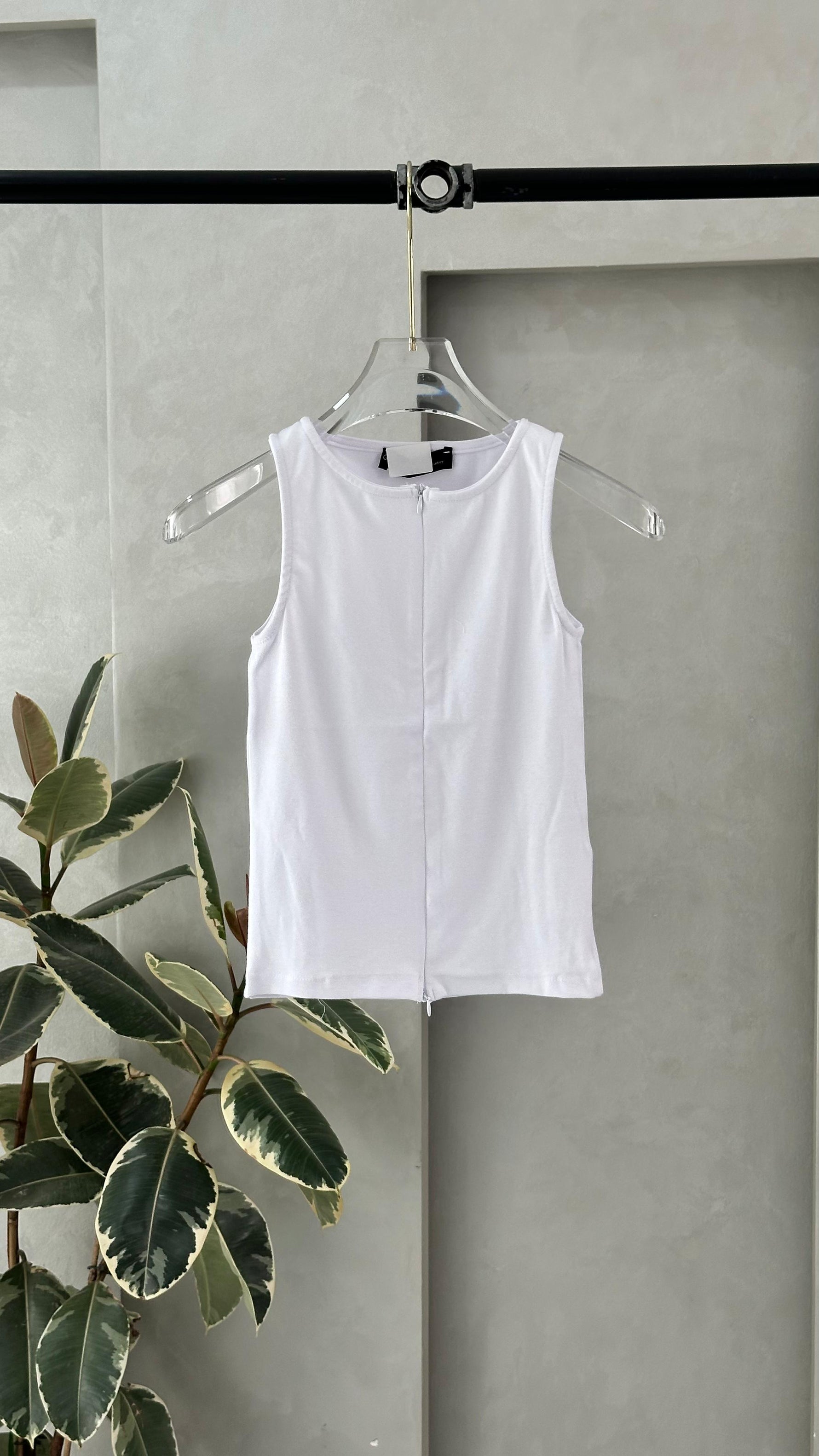 توب نسائي حفر