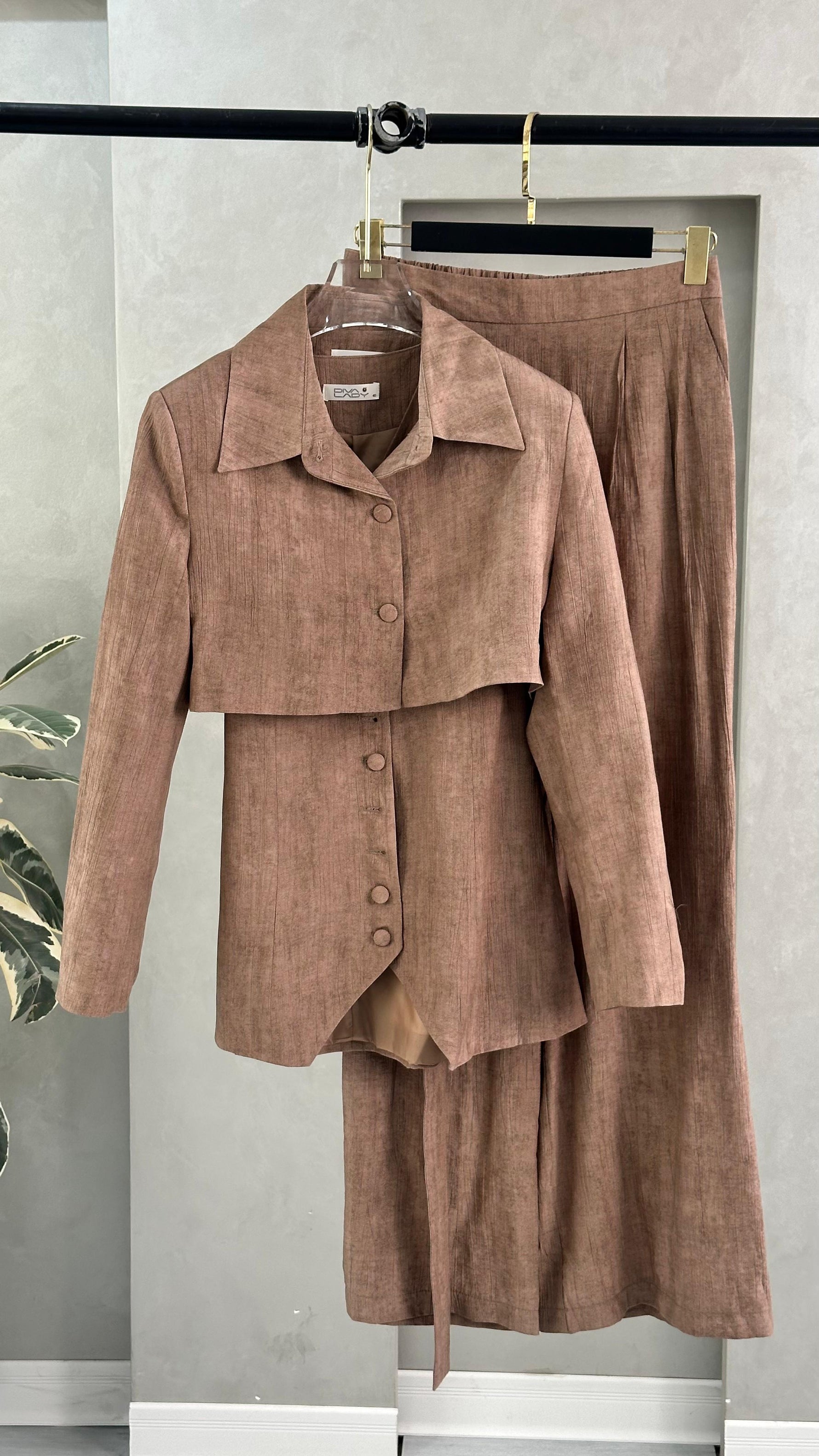 بدلة نسائي 3 قطع