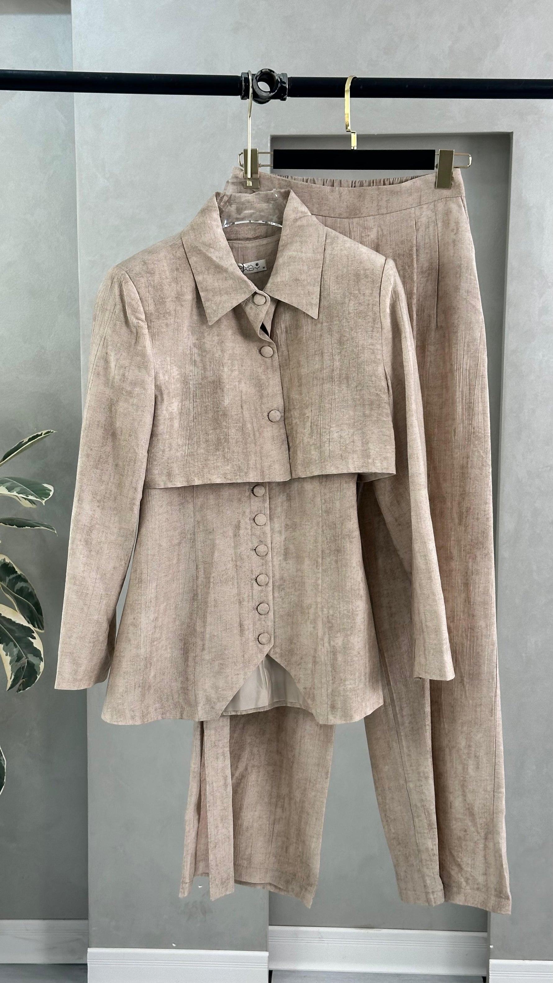 بدلة نسائي 3 قطع