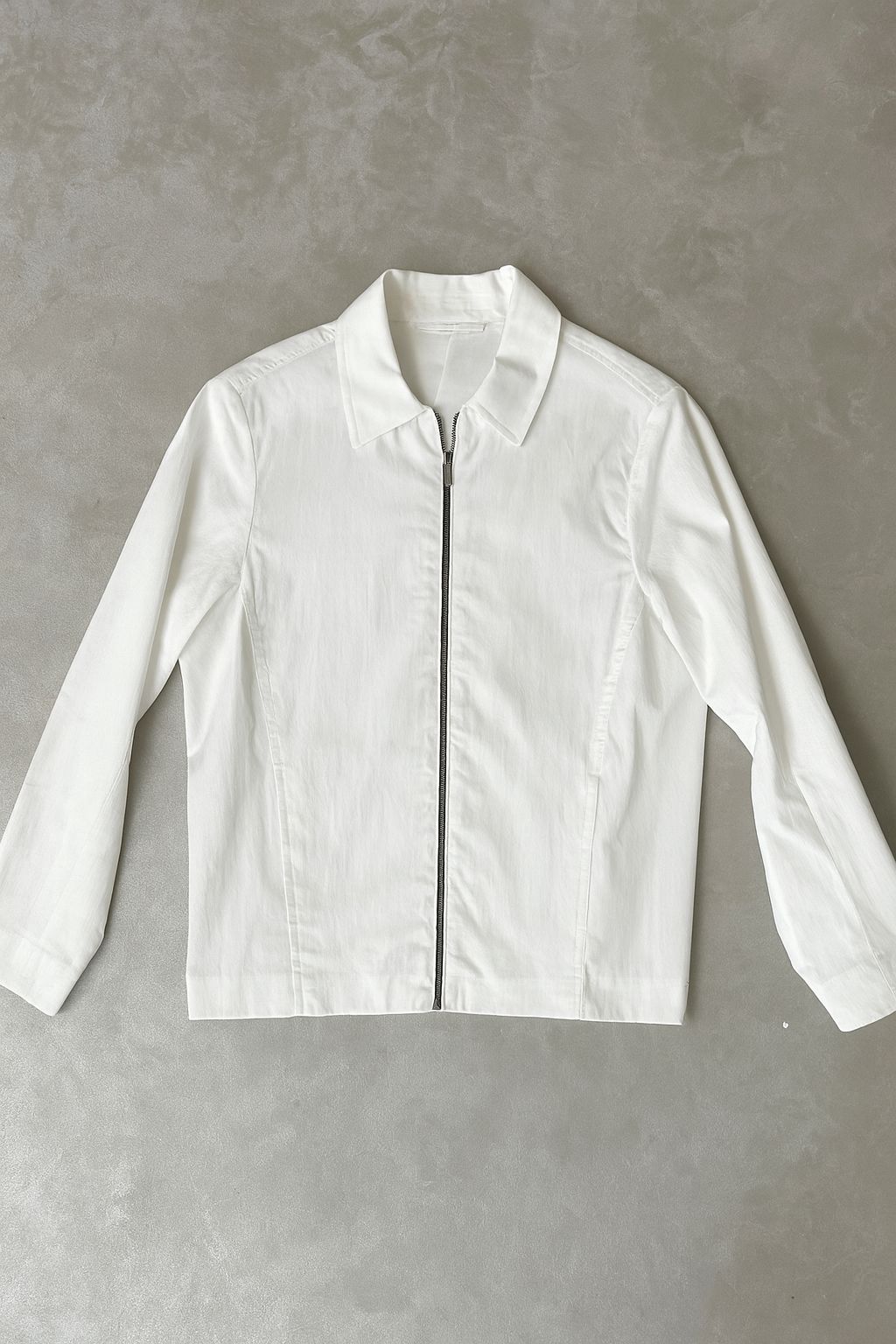 جاكيت سحب قصير