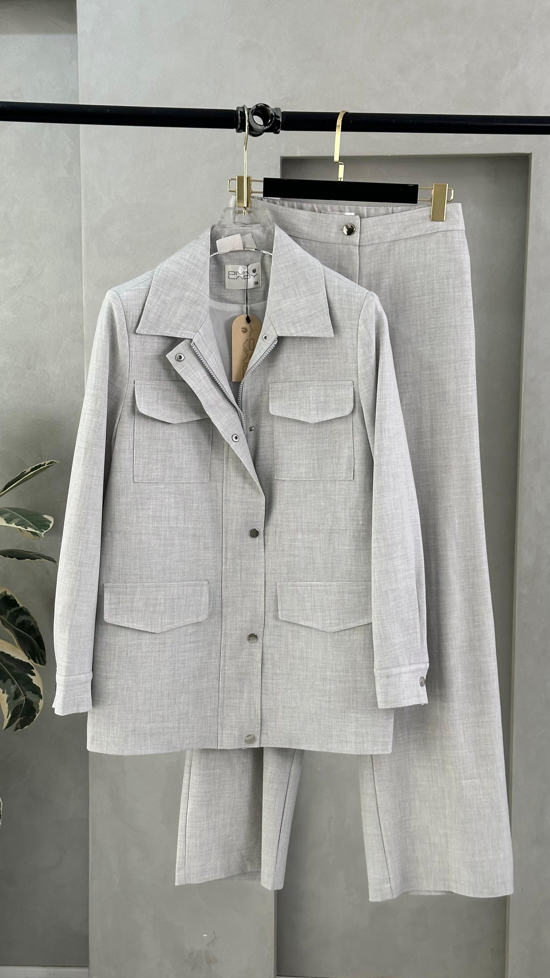 بدلة رسمي بازرار