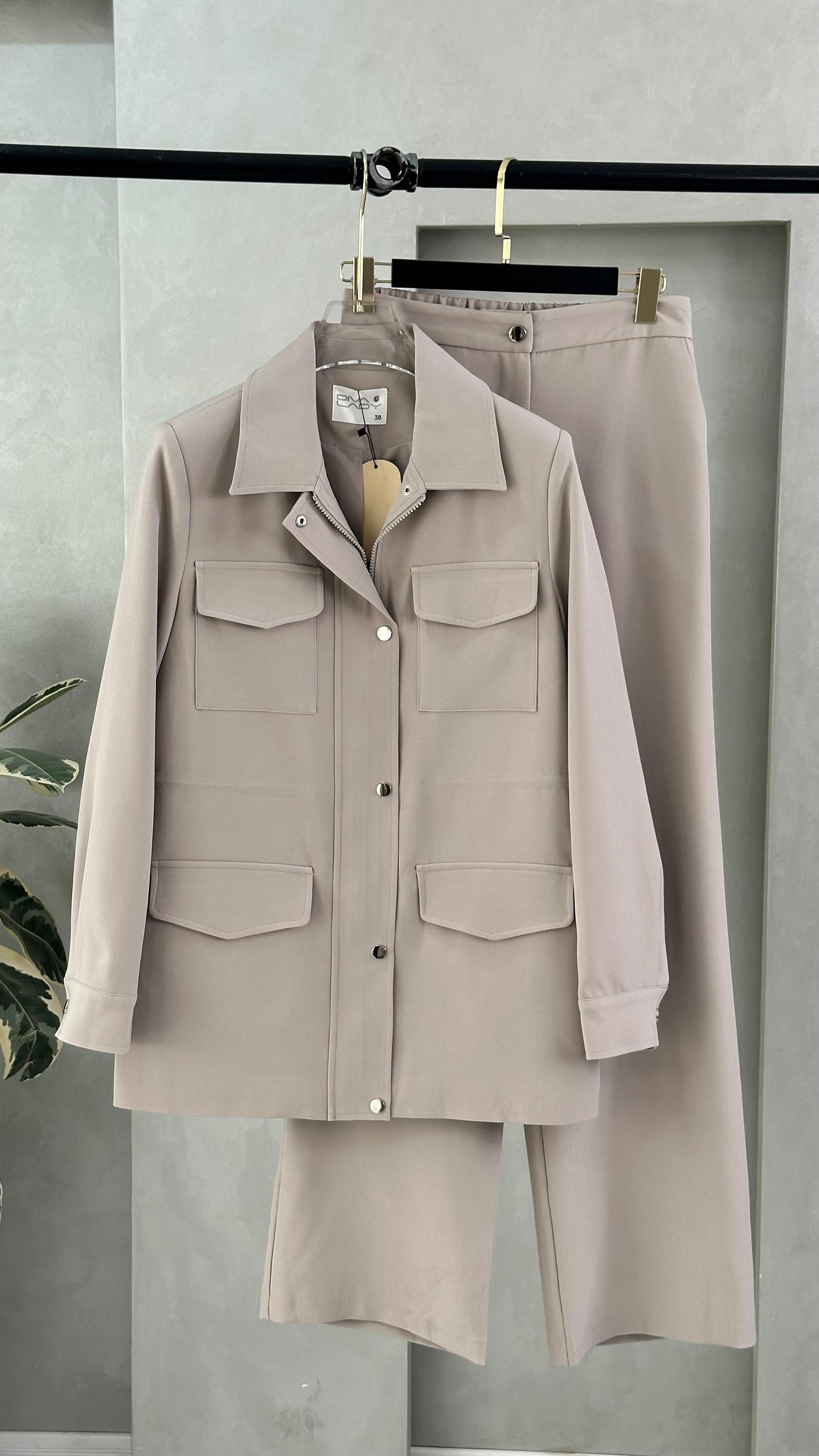 بدلة رسمي بازرار