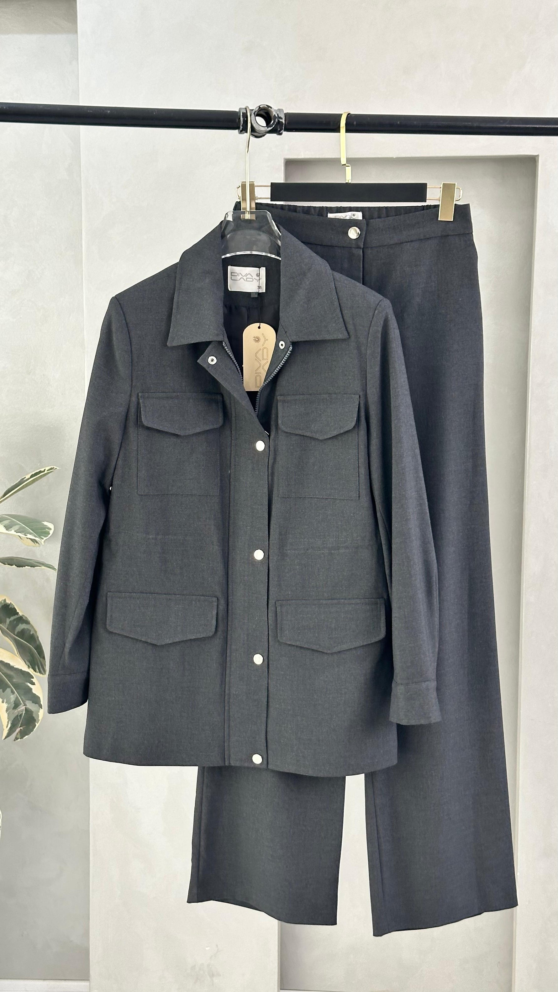 بدلة رسمي بازرار