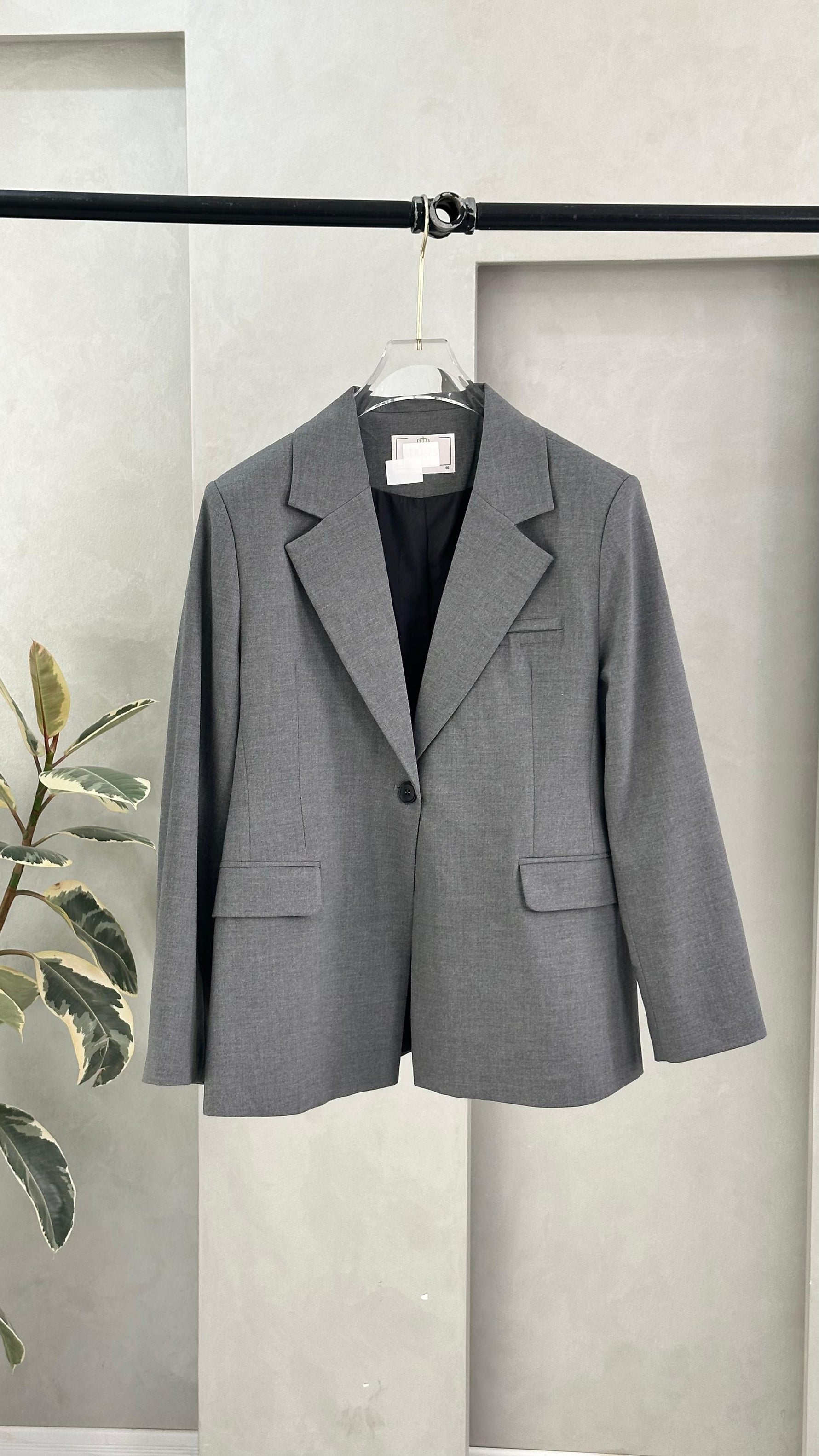 جاكيت نسائي