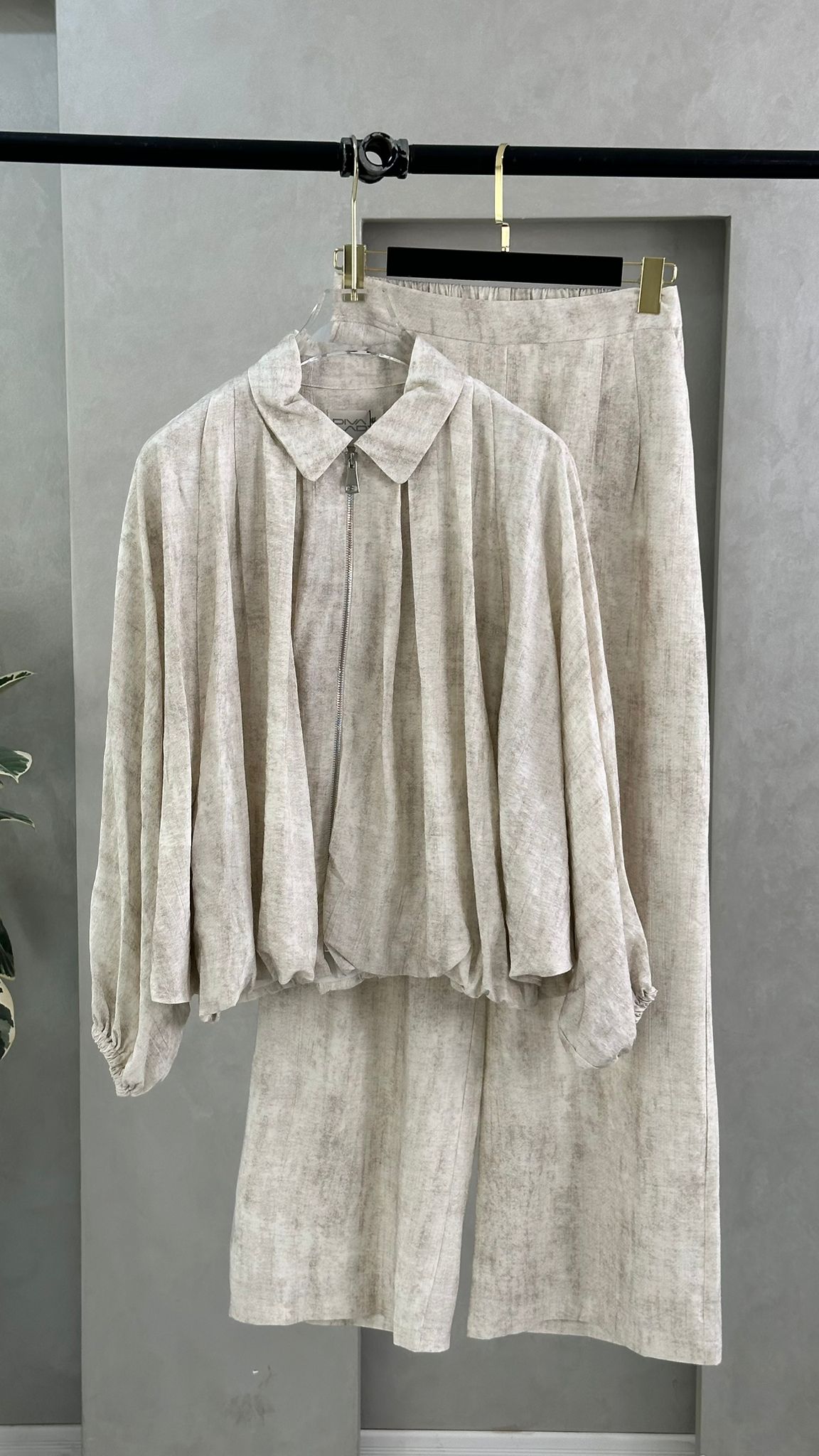 بدلة رسمي فراشة