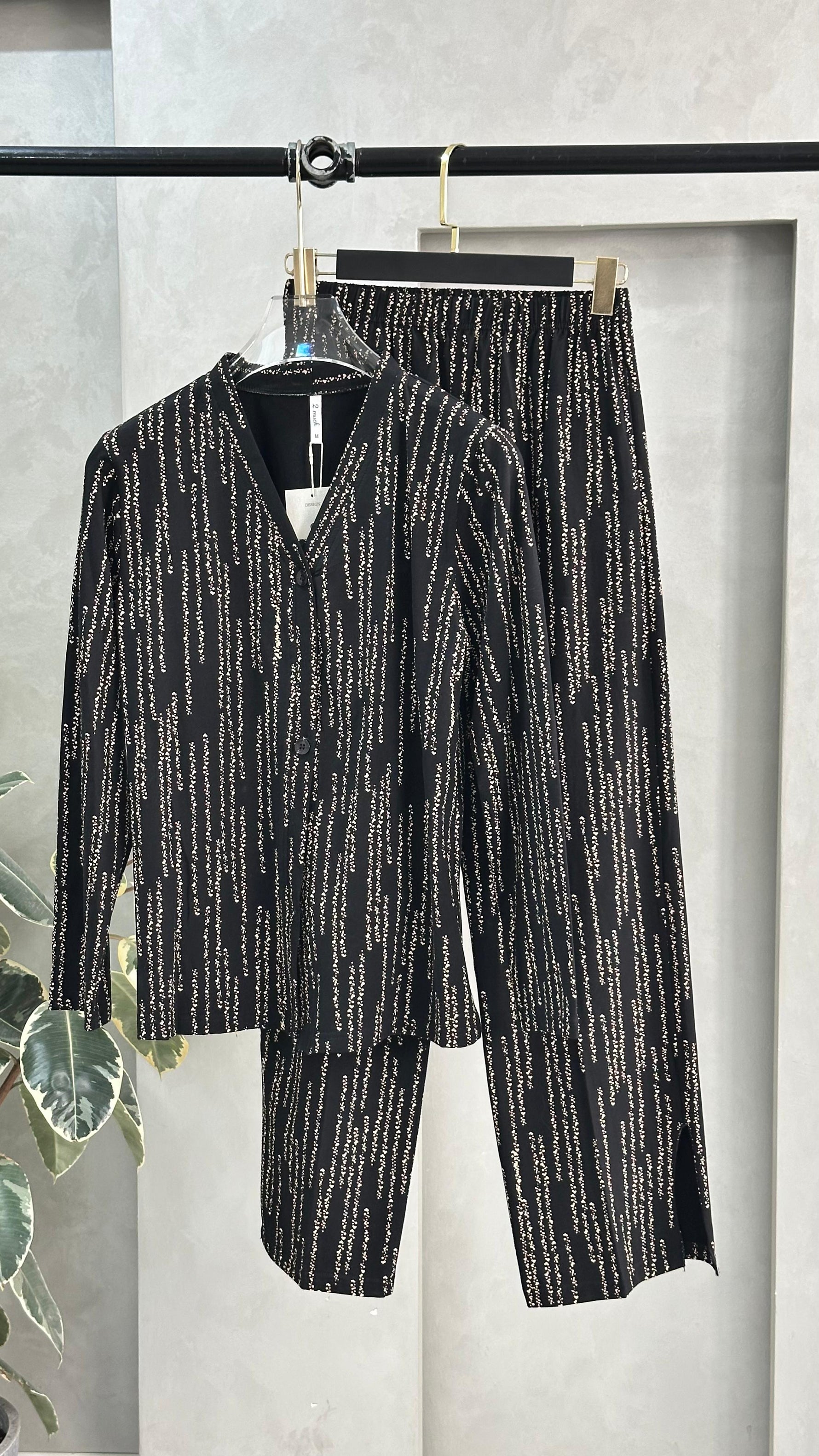 بيجامة نسائي