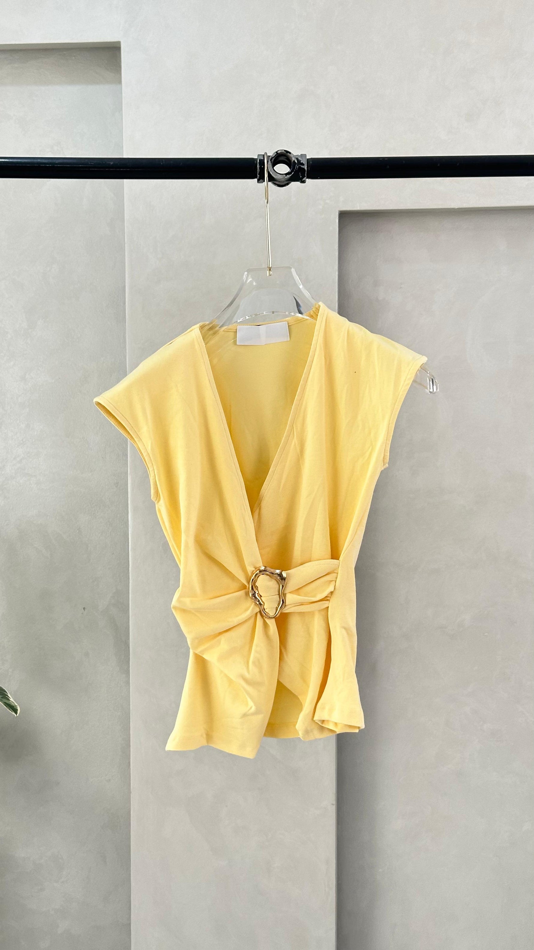 توب نسائي بربطة