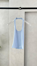 توب نسائي مفتوح