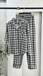 بيجامة نسائي مطبع