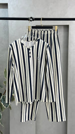 بيجامة نسائي