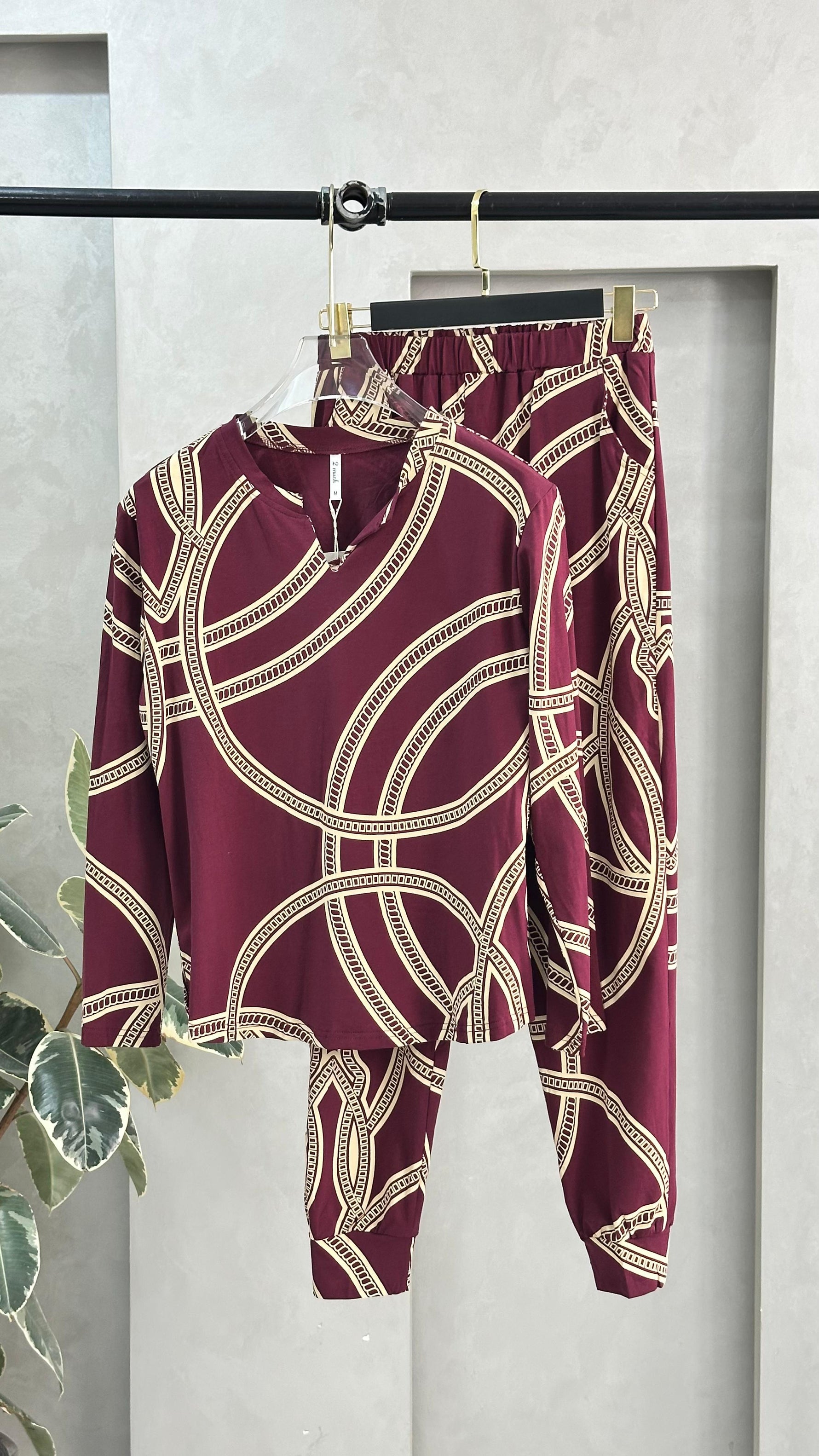 بيجامة نسائي