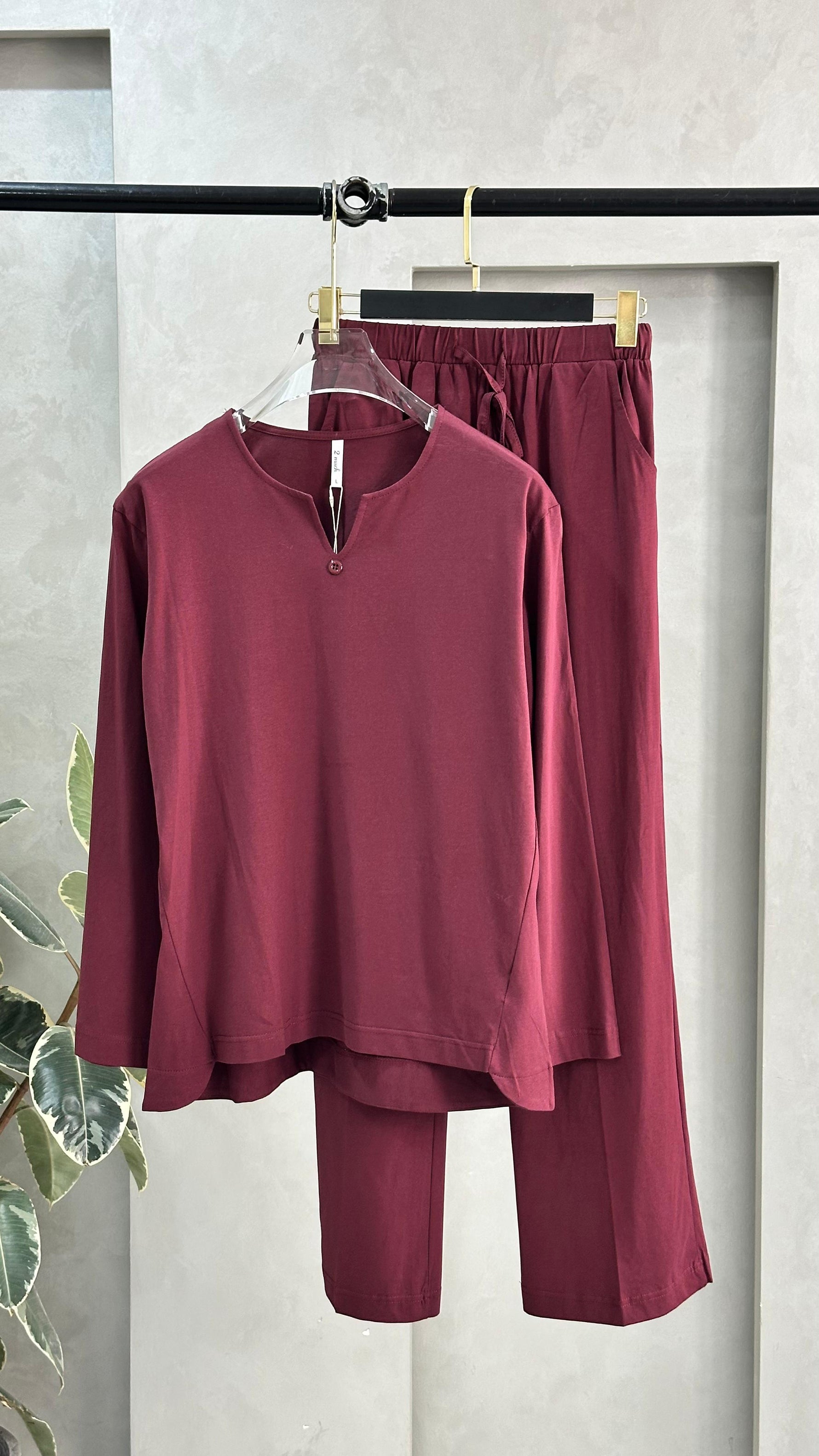 بيجامة نسائي