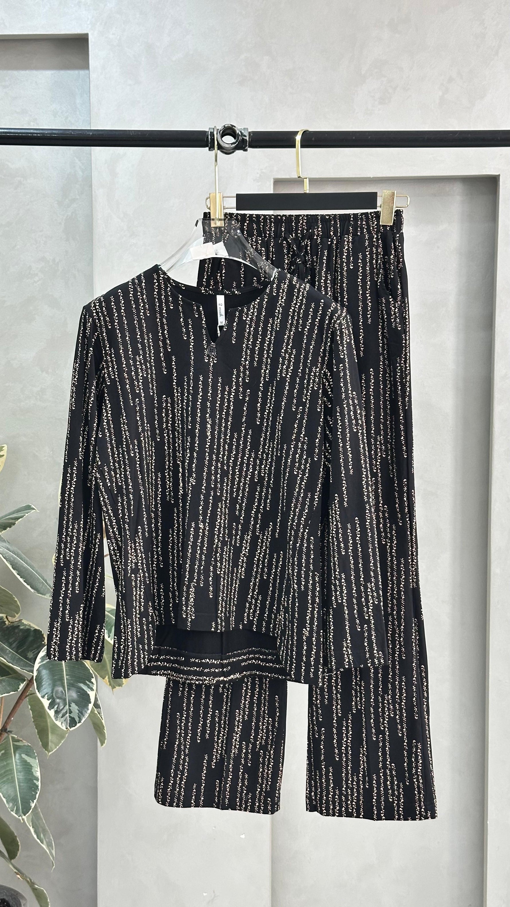 بيجامة نسائي