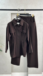 بدلة نسائي بسحاب