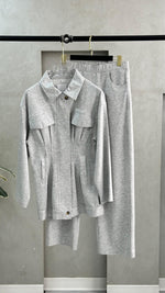 بدلة نسائي بسحاب