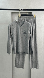 طقم منزلي مريح بنقاط صغيرة