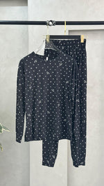 بيجامة نسائي